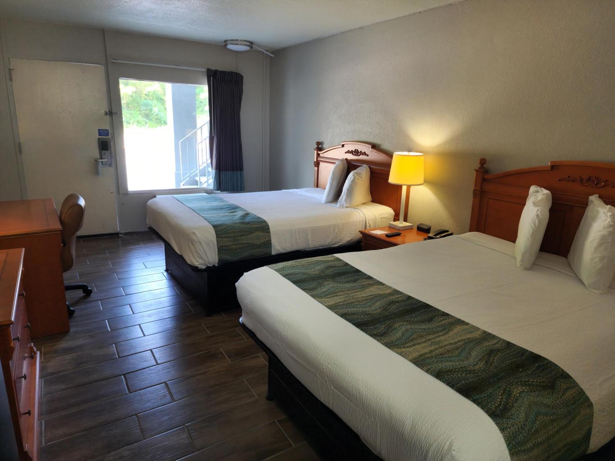 Days Inn By Wyndham Hardeeville Near Hilton Head ภายนอก รูปภาพ