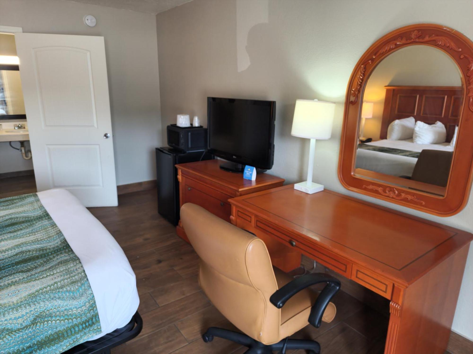 Days Inn By Wyndham Hardeeville Near Hilton Head ภายนอก รูปภาพ
