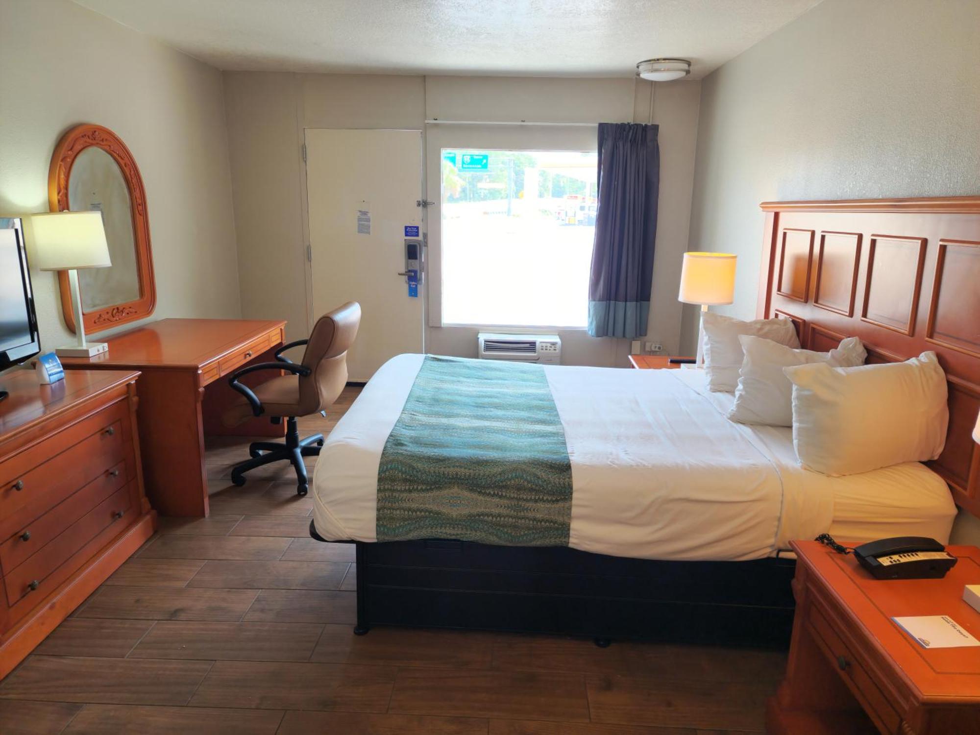 Days Inn By Wyndham Hardeeville Near Hilton Head ภายนอก รูปภาพ