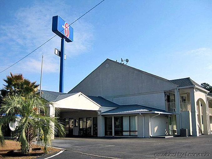Days Inn By Wyndham Hardeeville Near Hilton Head ภายนอก รูปภาพ